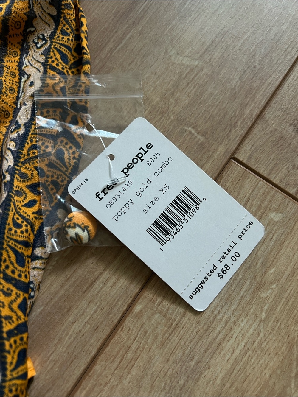 [NEW W/ TAGS] Free People Sofia Handkerchief Top - Picture 2 of 6